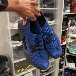 Mens Under Armour - Size 13